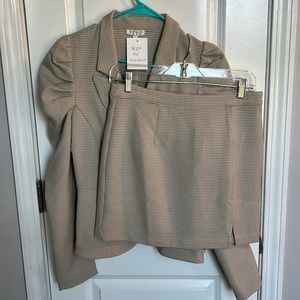 Suit set - Jacket and Skirt, size Medium- never wore -NWT